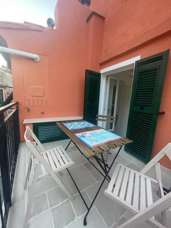Suite Ventidue - Fronte Mare Lerici Exterior photo