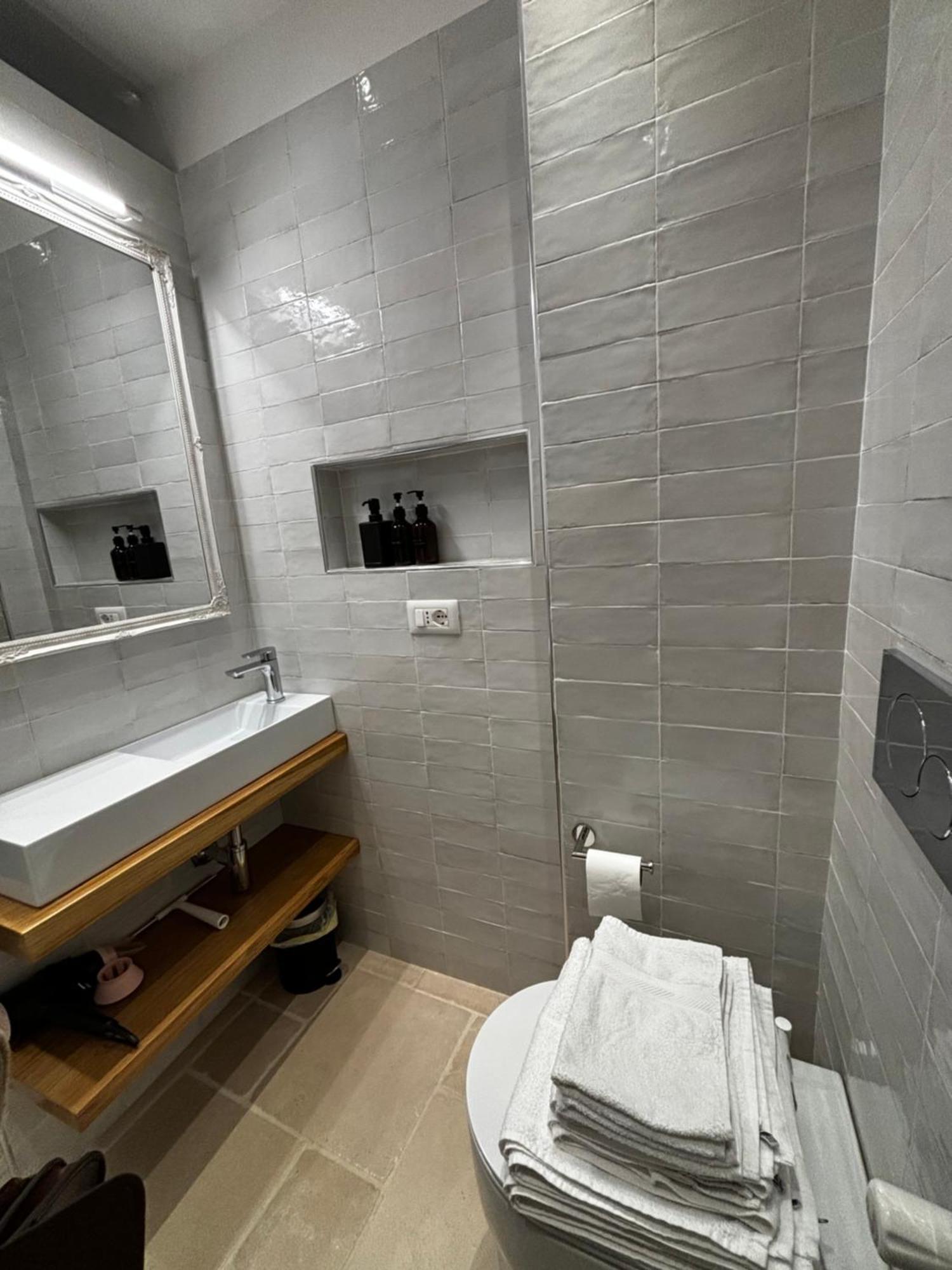 Suite Ventidue - Fronte Mare Lerici Exterior photo